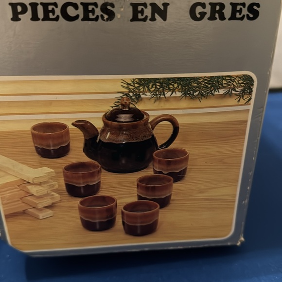 Tea service seven piece, tea pot, and 6 cups - Picture 4 of 5